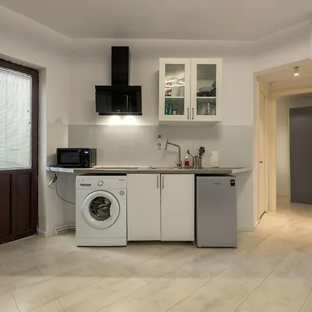 Heart Of The City Chic 2-bedroom * Bucharest